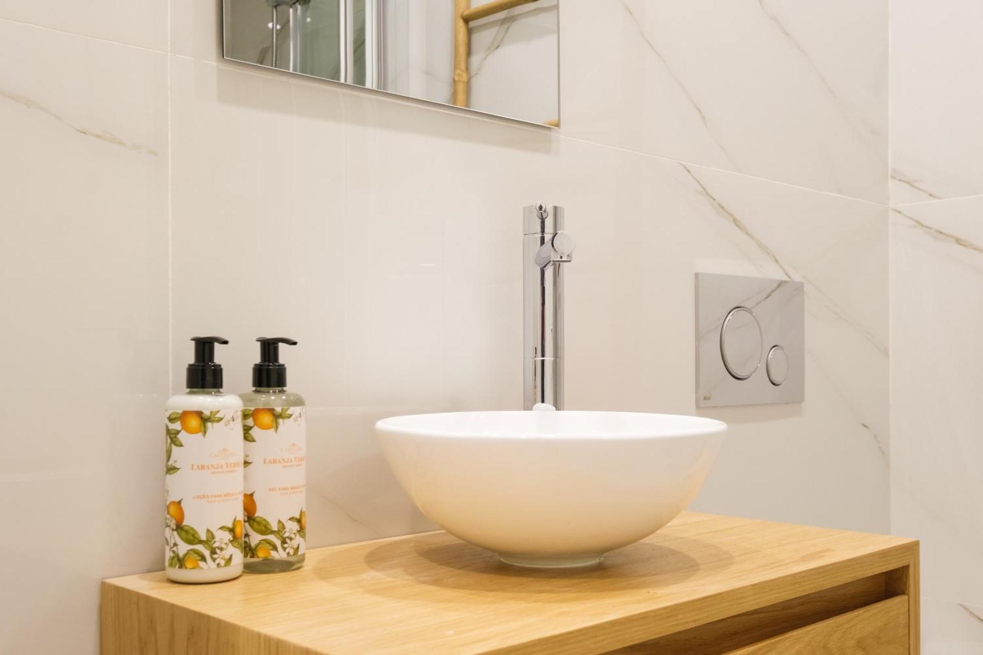 Art Deco 11 Luxury 2br Downtown Metro Ac Appartamento Oporto