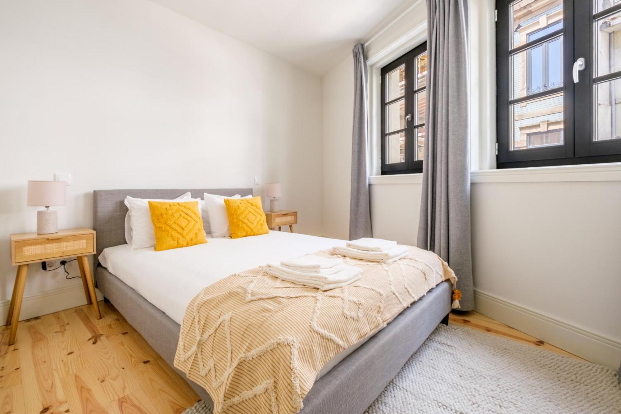 Art Deco 11 Luxury 2br Downtown Metro Ac *